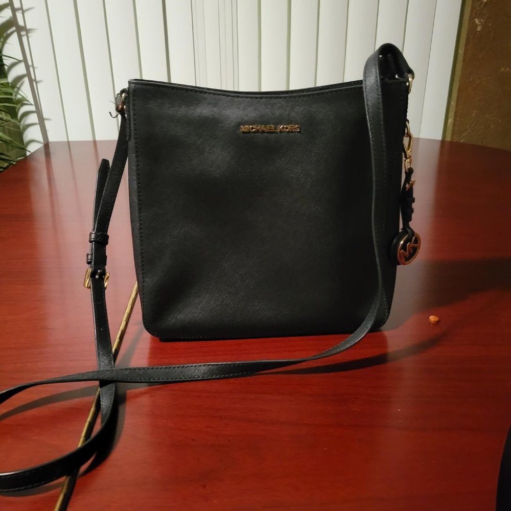 Black Michael Kors Shoulder Bag